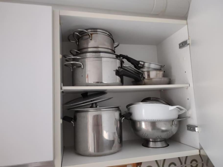 Silver Sands Finale Ligure - Traditional Apartment - 4 Beds & Terrace By The Beach エクステリア 写真